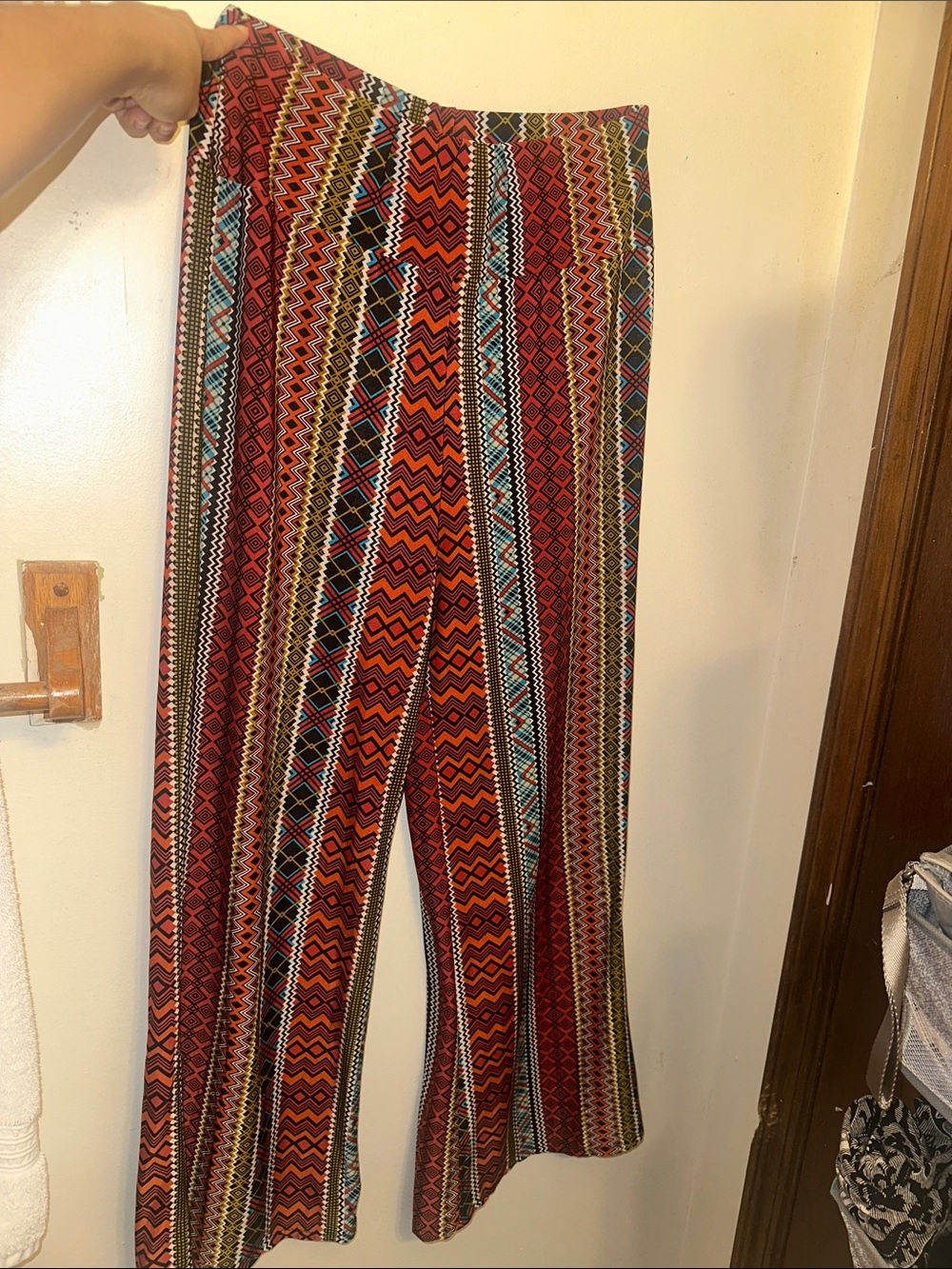 WinWin Red Multi-Stripe Wide-Leg Pants L-XL - Picture 1 of 8